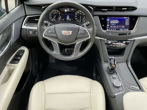 Certified 2024 Cadillac XT5 Sportv AWD/4WD image 11