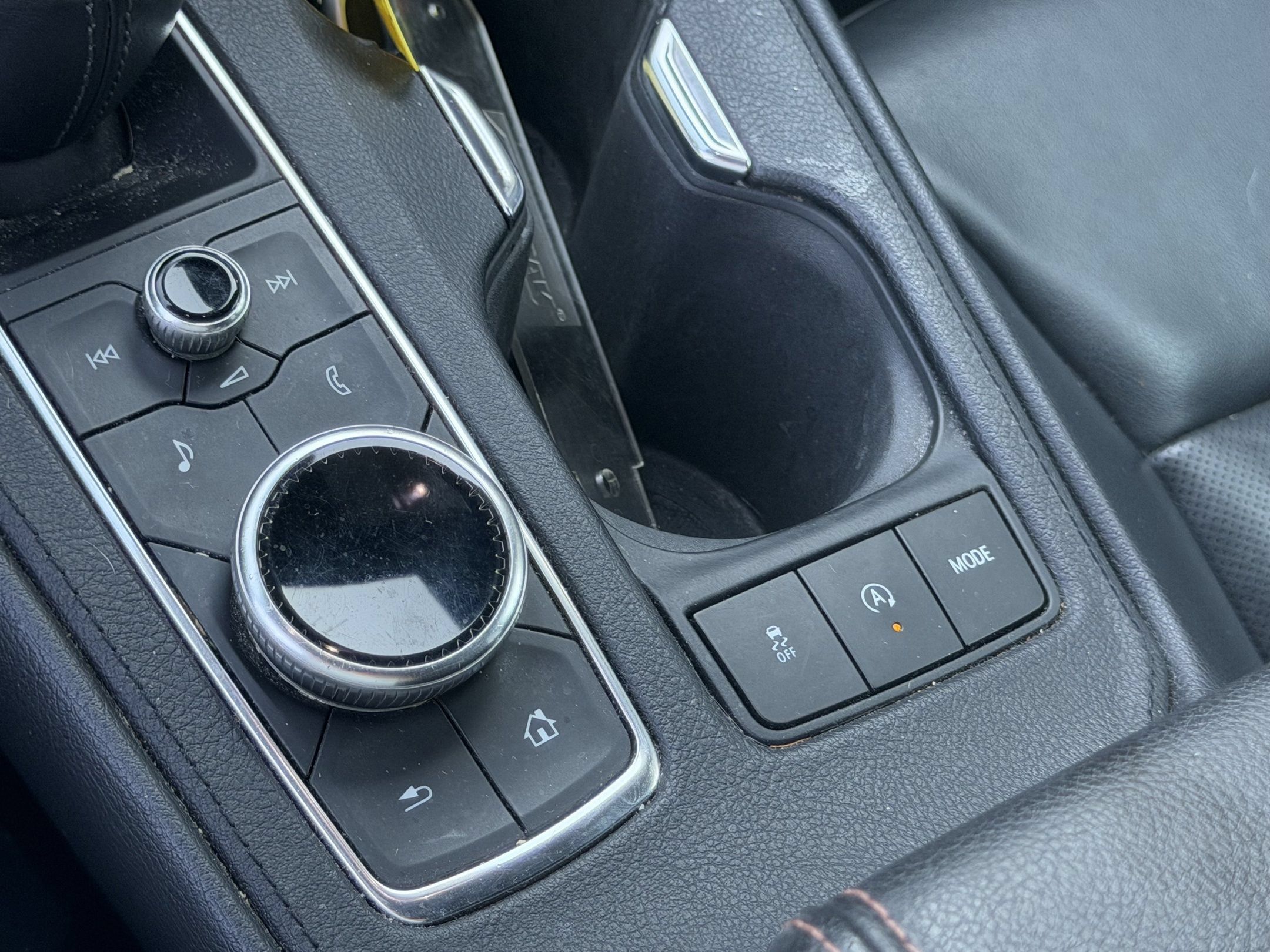 Used 2019 Cadillac XT4 Sport FWD image 18
