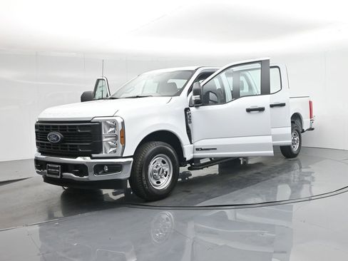 New 2026 Ford F350 XL w/ XL Chrome Package RWD image 32