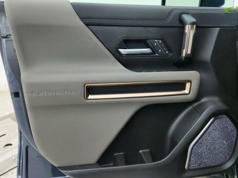 Used 2025 GMC Hummer EV 3X w/ LPO, Illumination Package AWD/4WD image 37