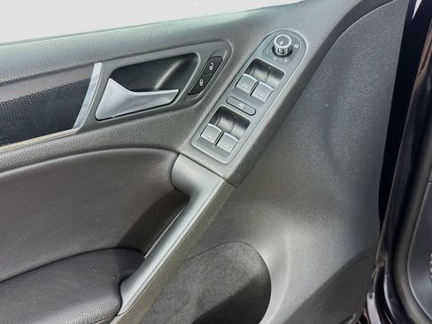 Used 2013 Volkswagen GTI Driver's Edition FWD image 20