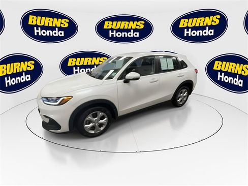 Certified 2023 Honda HR-V LX image 4