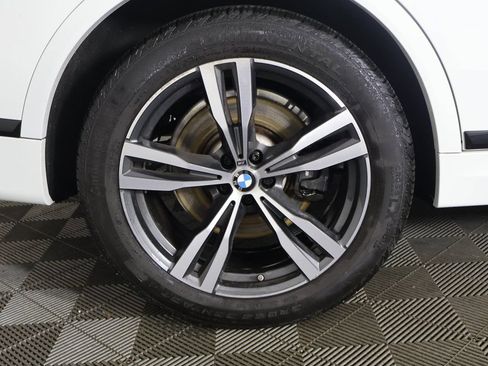 Used 2024 BMW X7 xDrive40i w/ M Sport Package AWD/4WD image 23