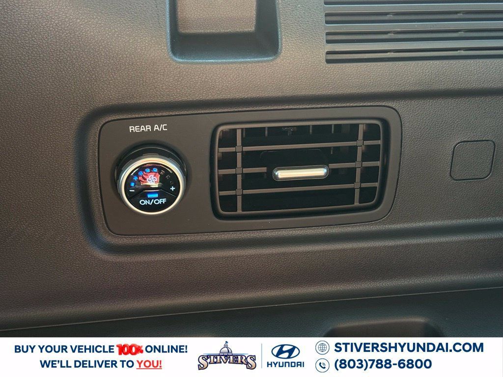 Used 2024 Hyundai Santa Fe SEL FWD image 25