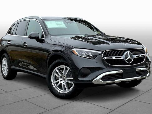 Certified 2025 Mercedes-Benz GLC 300 4MATIC image 2