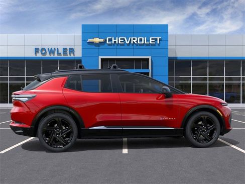 New 2026 Chevrolet Equinox EV RS image 5