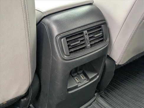 Used 2022 Honda CR-V EX-L image 17