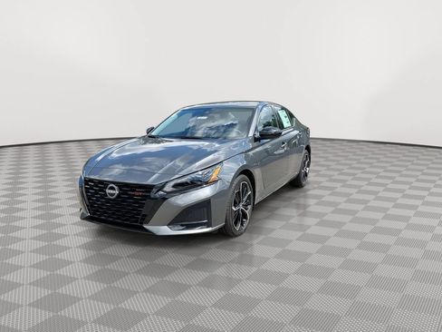 New 2026 Nissan Altima 2.5 SR AWD/4WD image 5