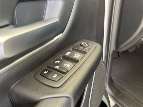 New 2022 RAM 1500 Big Horn image 37