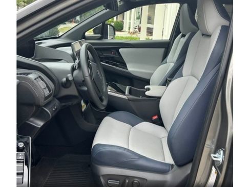 Used 2023 Subaru Solterra AWD image 5
