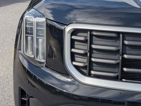 Used 2025 Kia Telluride S FWD image 10