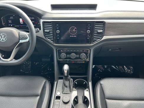 Used 2022 Volkswagen Atlas SE AWD/4WD image 16