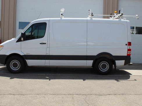 Used 2012 Mercedes-Benz Sprinter 2500 image 3