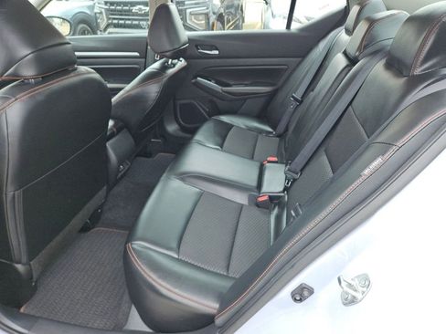 Used 2025 Nissan Altima 2.5 SR AWD/4WD image 25