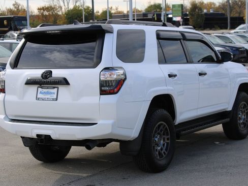 Used 2021 Toyota 4Runner Venture image 5