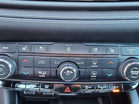 Used 2022 Dodge Durango Citadel image 20