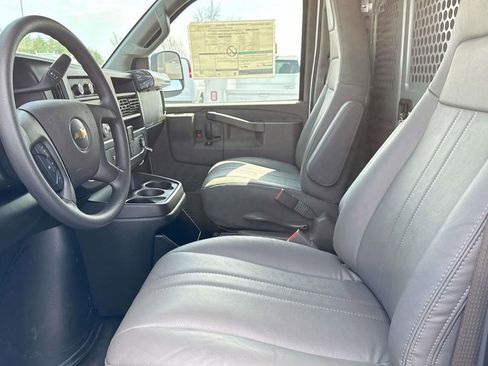 New 2026 Chevrolet Express 2500 w/ Driver Convenience Package RWD image 9