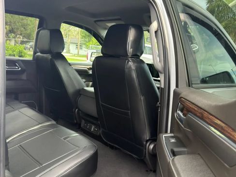 Used 2023 GMC Sierra 1500 Elevation AWD/4WD image 10