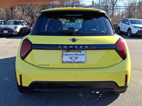 Used 2025 MINI Cooper S FWD image 5