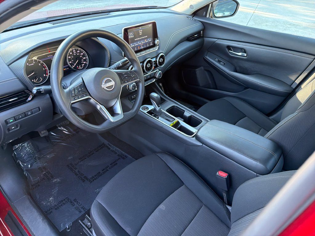 Used 2024 Nissan Sentra SV FWD image 14