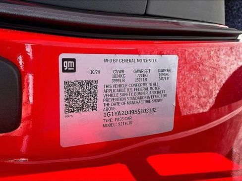 Used 2025 Chevrolet Corvette Stingray Coupe w/ Battery Protection Package RWD image 21