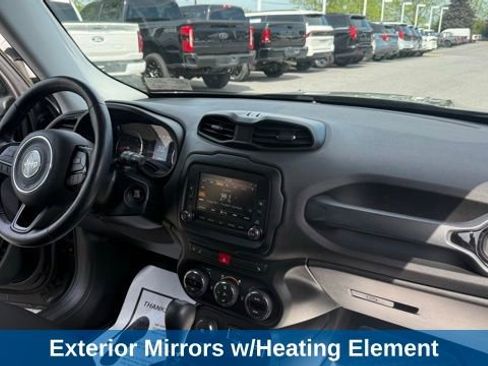 Used 2016 Jeep Renegade Latitude AWD/4WD image 35