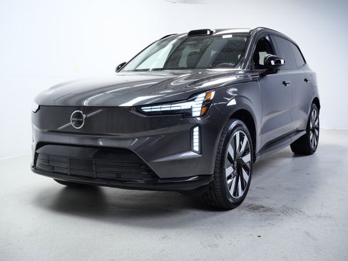 Used 2025 Volvo EX90 Plus AWD/4WD image 11
