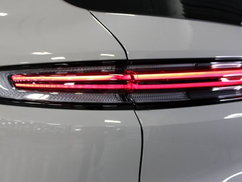 New 2025 Porsche Cayenne Turbo image 16