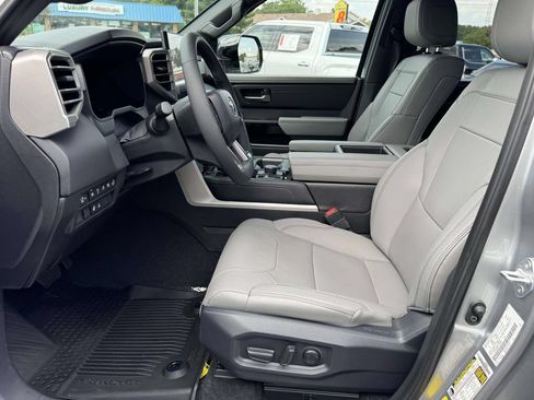 Used 2026 Toyota Tundra Limited AWD/4WD image 20