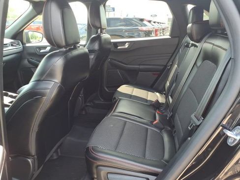 Certified 2024 Ford Escape ST-Line w/ Tech Pack #1 AWD/4WD image 9