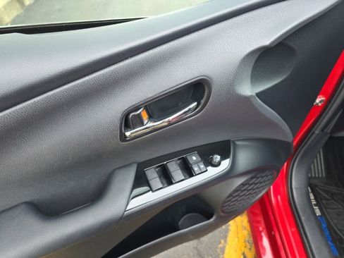 Used 2020 Toyota Prius Prime XLE image 16