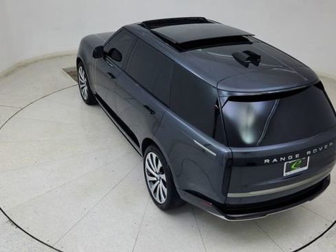 Used 2023 Land Rover Range Rover Long Wheelbase SE image 84