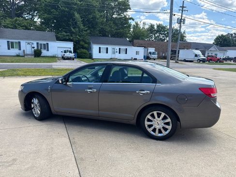 Used 2011 Lincoln MKZ AWD image 5
