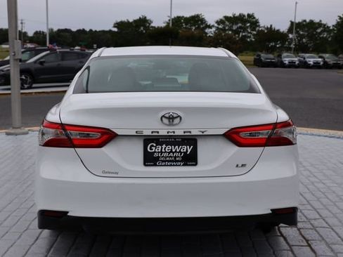 Used 2018 Toyota Camry LE FWD image 4