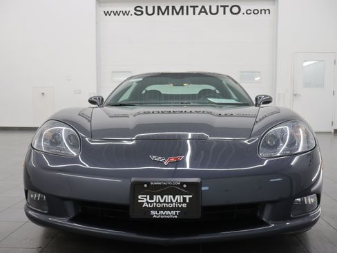 Used 2009 Chevrolet Corvette Coupe w/ Preferred Equipment Group RWD image 18