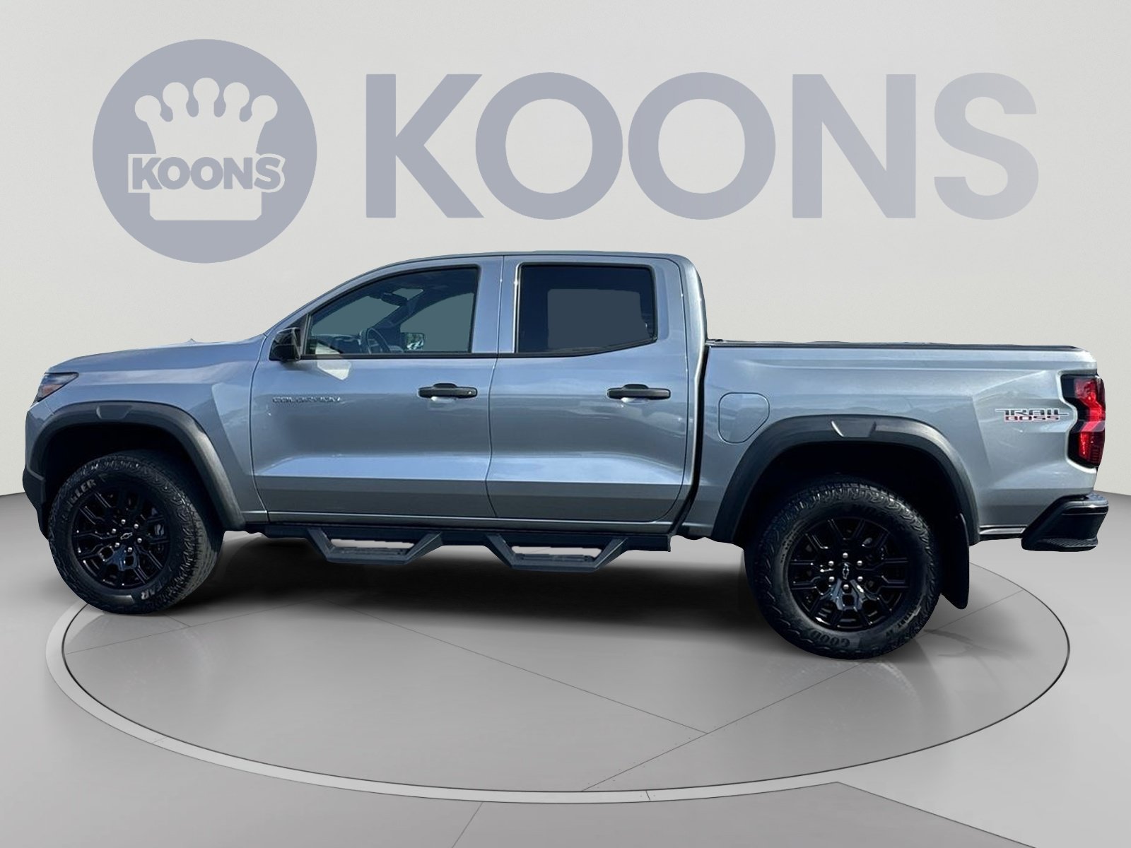 Used 2023 Chevrolet Colorado Trail Boss w/ Technology Package AWD/4WD image 7