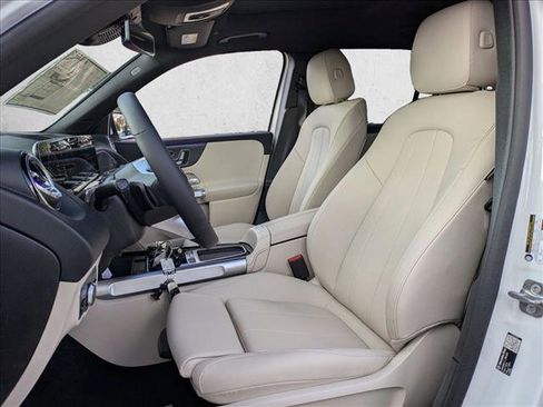 New 2026 Mercedes-Benz GLB 250 image 5