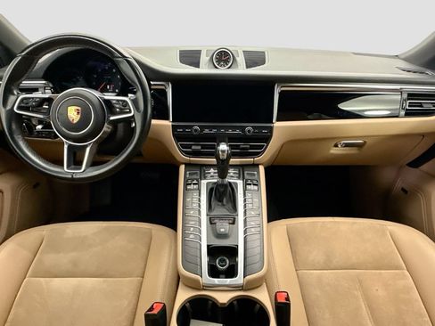 Used 2021 Porsche Macan AWD/4WD image 13