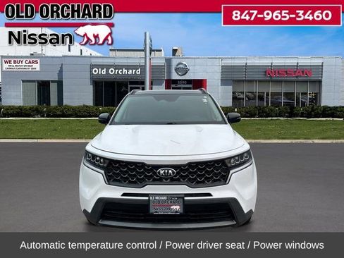 Used 2021 Kia Sorento S w/ Panoramic Sunroof Package image 4