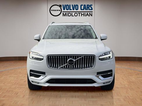 Used 2023 Volvo XC90 B5 Plus AWD/4WD image 25