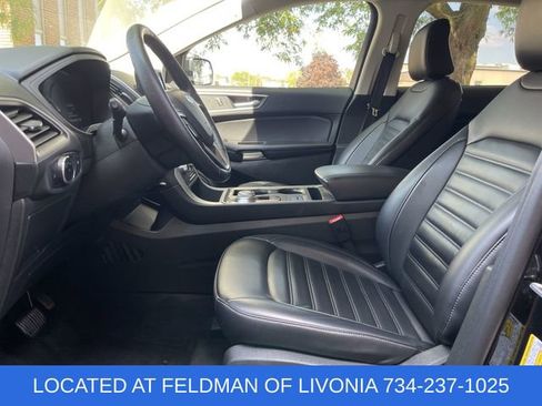 Used 2024 Ford Edge SEL image 18