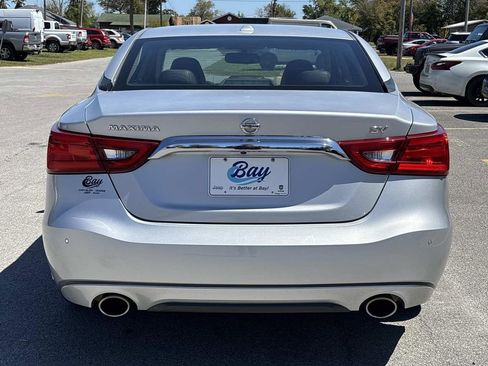 Used 2017 Nissan Maxima 3.5 SV image 4