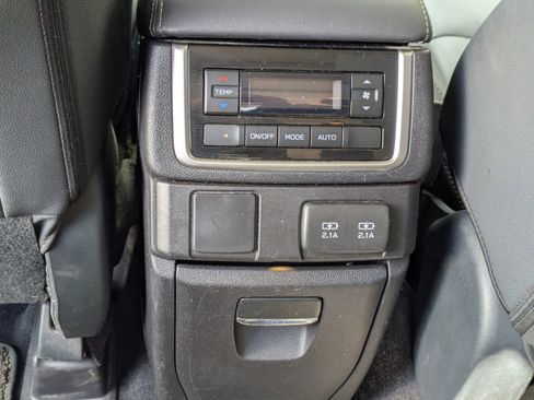 Used 2022 Subaru Ascent Onyx Edition image 29