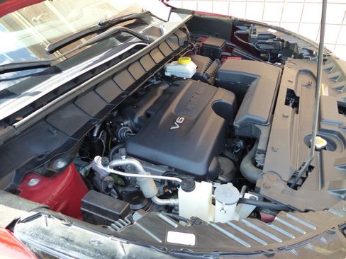 Used 2022 Nissan Pathfinder Platinum w/ Cargo Package image 20