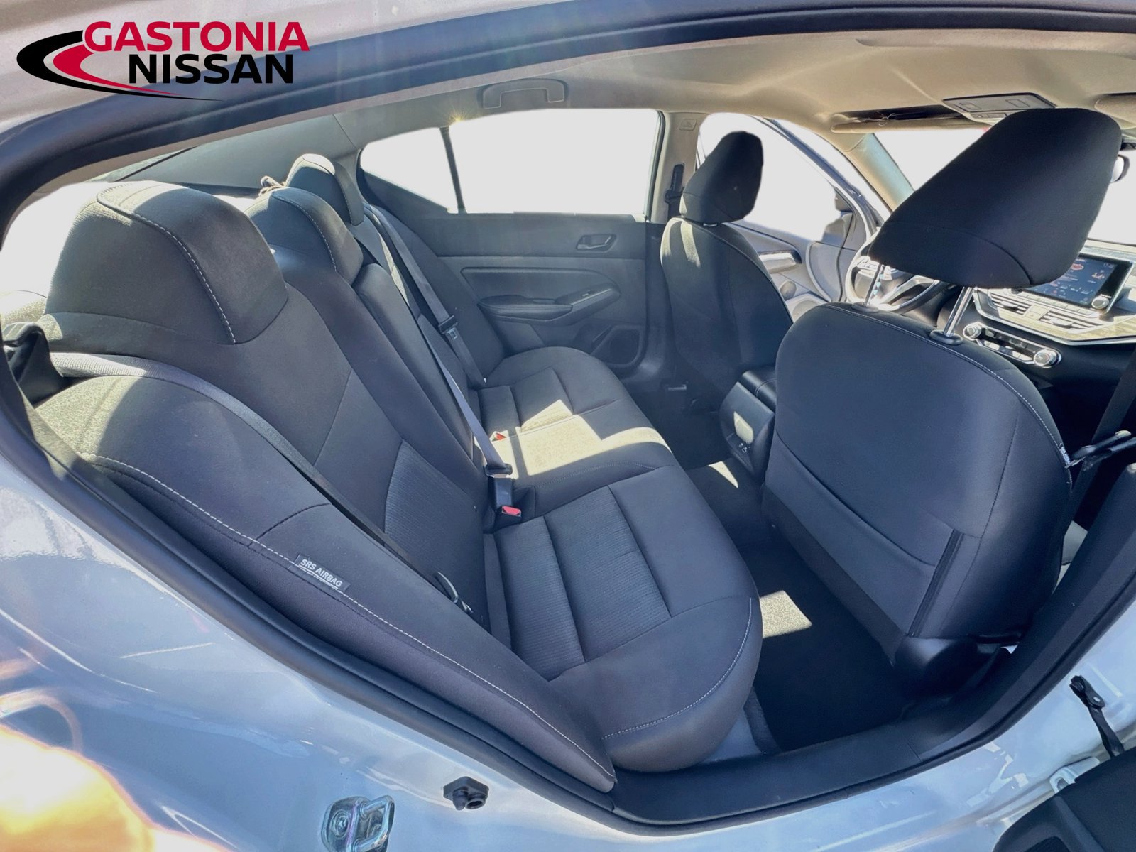 Used 2025 Nissan Altima 2.5 SV FWD image 35