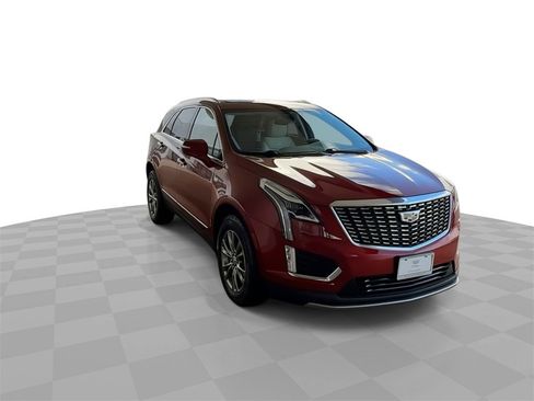 Certified 2023 Cadillac XT5 Premium Luxury w/ LPO, Floor Liner Package image 3