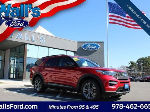 Certified 2023 Ford Explorer XLT w/ Equipment Group 202A AWD/4WD image 4