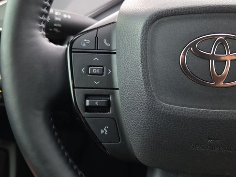 Certified 2025 Toyota Prius Limited FWD image 28