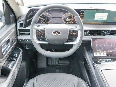 New 2026 INFINITI QX80 Luxe image 19