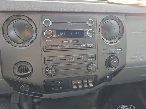 Used 2015 Ford F350 XL image 20